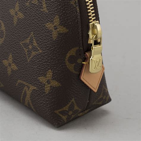 lv gm cosmetic pouch|louis vuitton make up pouch.